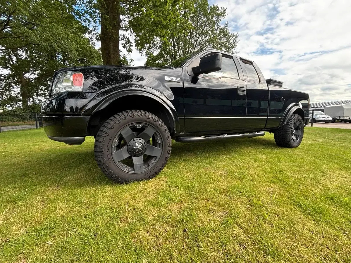 Gebraucht Ford F-150 305 PS (224 kW) 2004 Schwarz Pickup