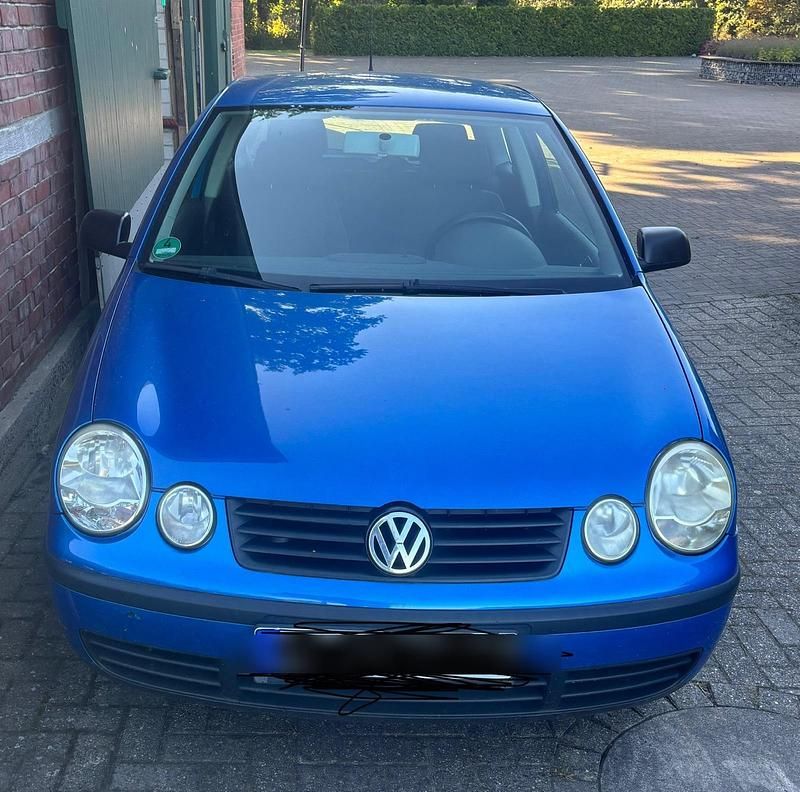 Blau Gebraucht 2002 VW Polo Kleinwagen | 350 € (Superpreis) - Bild 1/4