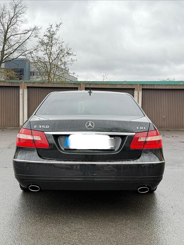 Gebraucht Mercedes E350 231 PS (169 kW) 2009 Schwarz Limousine