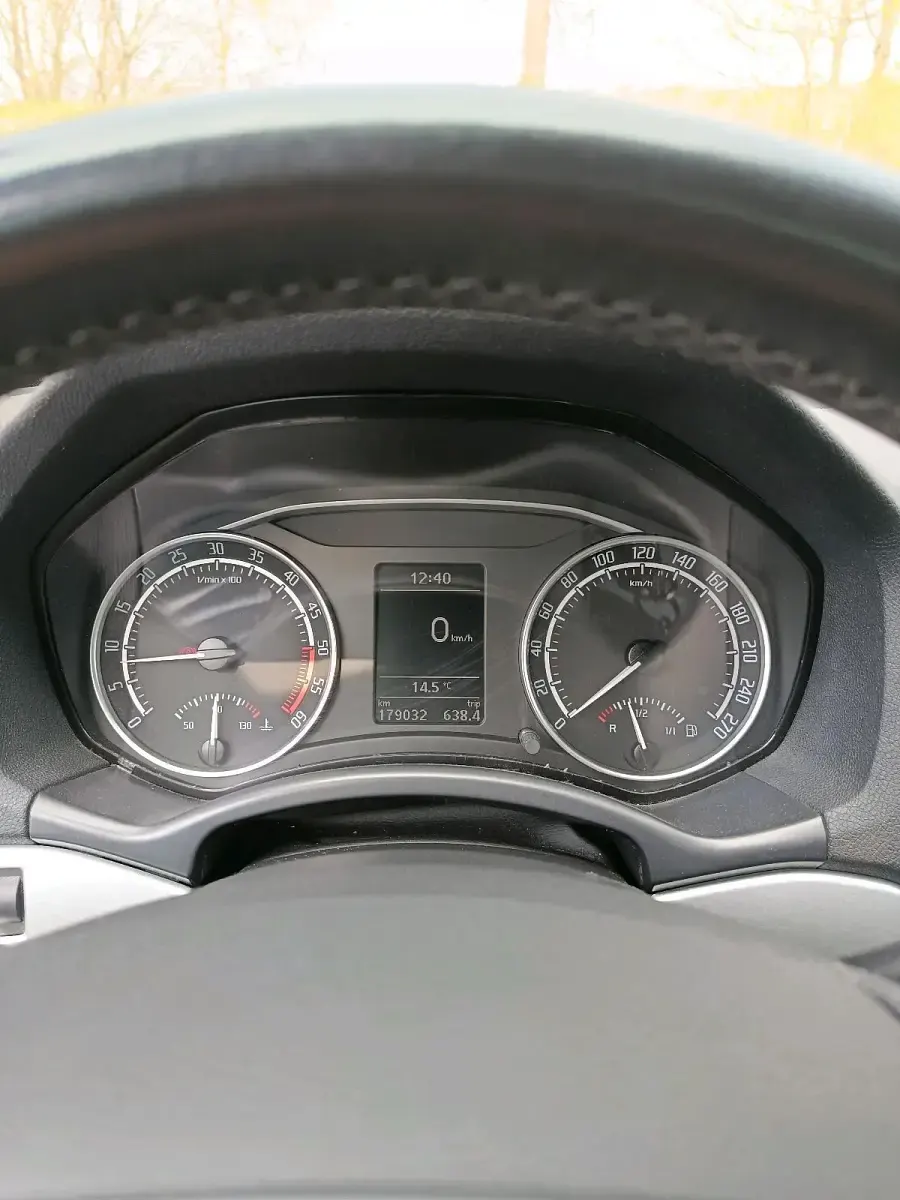 Używany Skoda Octavia vRS 171 KM (125 kW) 2012 Czarny Kombi
