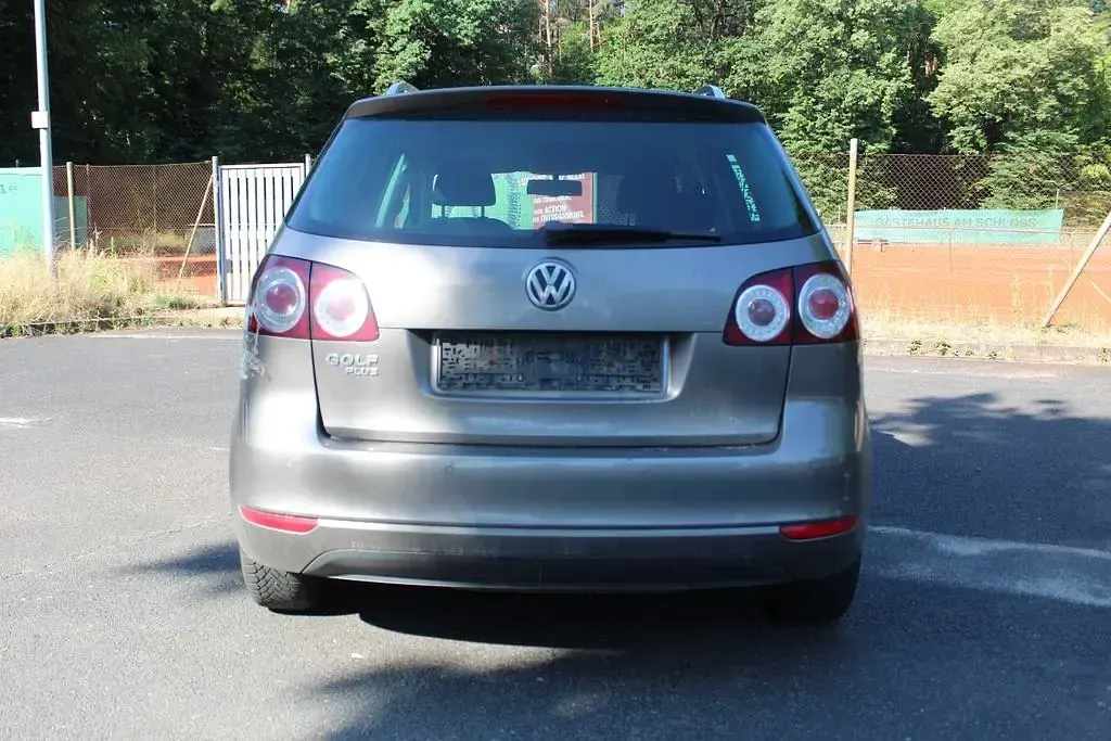 Gebraucht VW Golf Plus Style 80 PS (58 kW) 2011 Braun Van / Kleinbus