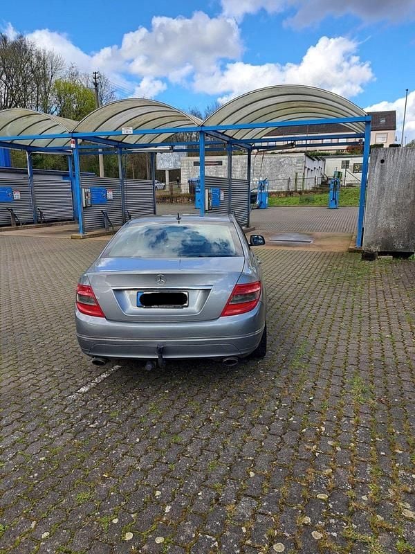 Gebraucht Mercedes C320 224 PS (164 kW) 2008 Grau Limousine