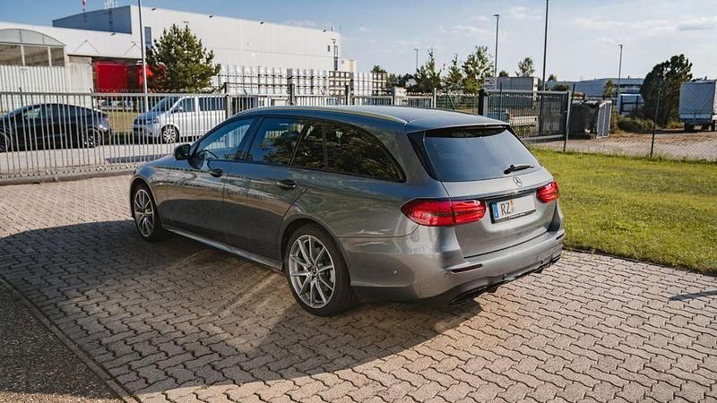 Gebraucht Mercedes E400 AMG 340 PS (250 kW) 2019 Grau Limousine