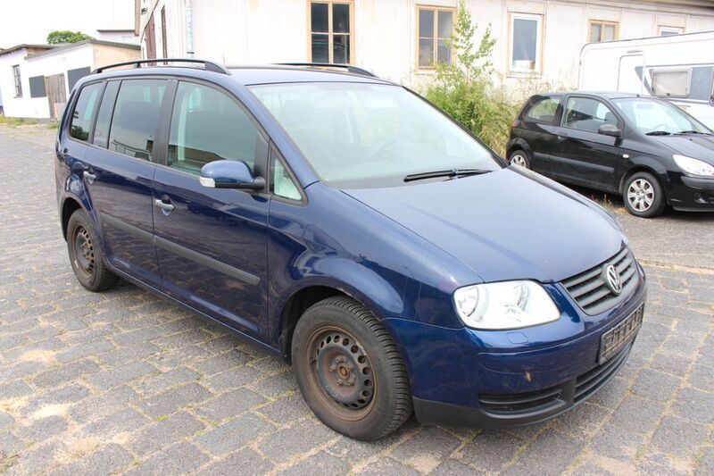 Grau Gebraucht 2005 VW Touran Highline Van / Kleinbus | 950 € (Superpreis) - Bild 1/4
