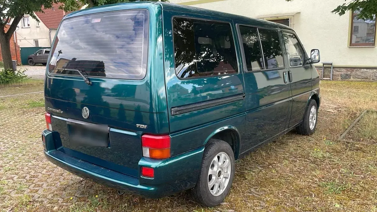 Gebraucht VW T4 102 PS (75 kW) 2000 Grün Van
