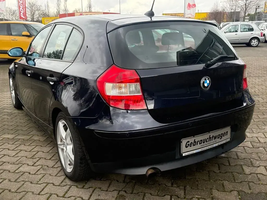 Gebraucht BMW 116 116 PS (85 kW) 2007 Monacoblau Kleinwagen