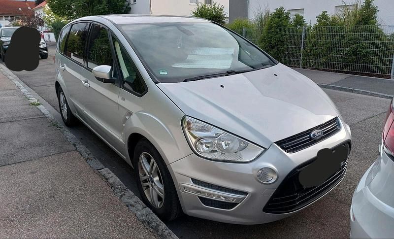 Silber Gebraucht 2014 Ford S-MAX S Van / Kleinbus | 6.250 € (Guter Preis) - Bild 1/4