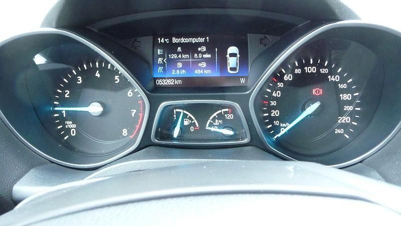 Gebraucht Ford Kuga Titanium 150 PS (110 kW) 2019 Grau SUV