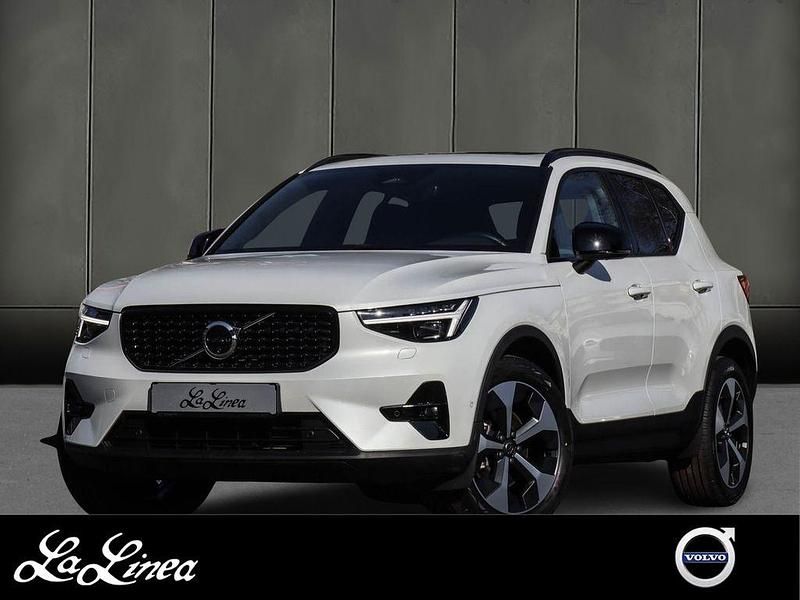 Gebraucht Volvo XC40 Plus 197 PS (144 kW) 2025 707 crystal white pearl SUV