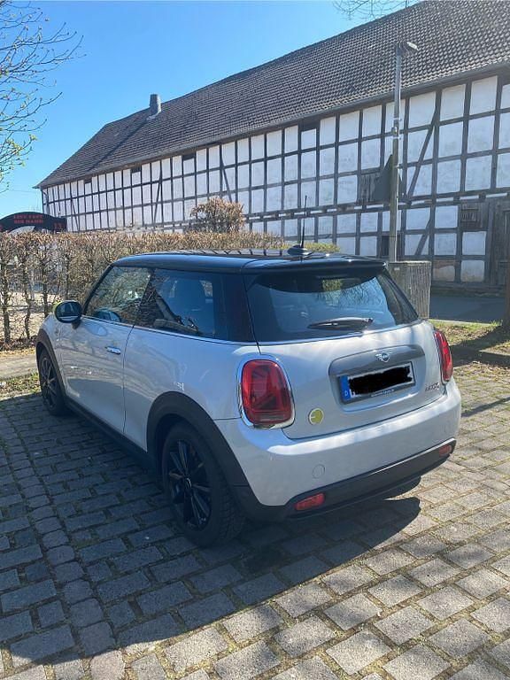 Gebraucht Mini Cooper SE 135 kW (184 PS) 2020 Silber Kleinwagen