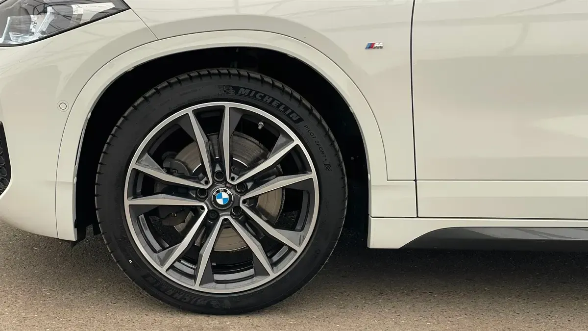 Gebraucht BMW X2 Efficient Dynamics 190 PS (139 kW) 2022 Alpinweiß uni SUV