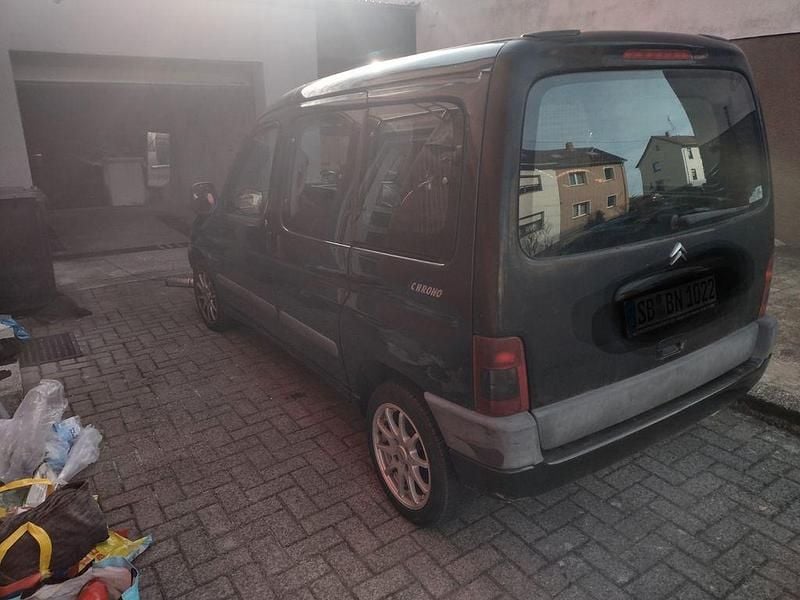 Schwarz Gebraucht 2002 Citroën Berlingo Van / Kleinbus | 700 € (Superpreis) - Bild 1/4