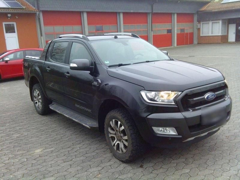 Gebraucht Ford Ranger 160 PS (117 kW) 2018 Schwarz Pickup