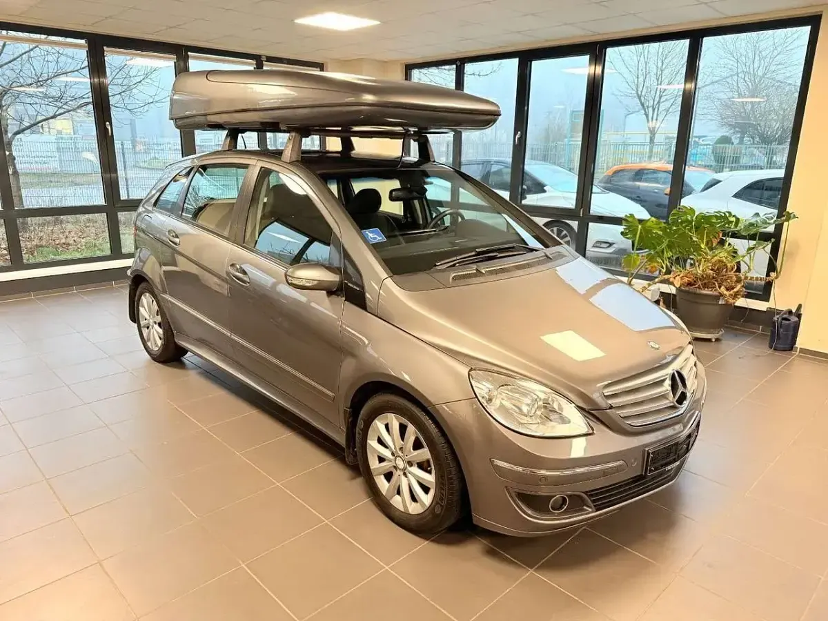 Gebraucht Mercedes B180 Edition 109 PS (80 kW) 2008 Mountaingrau  met. Van / Kleinbus