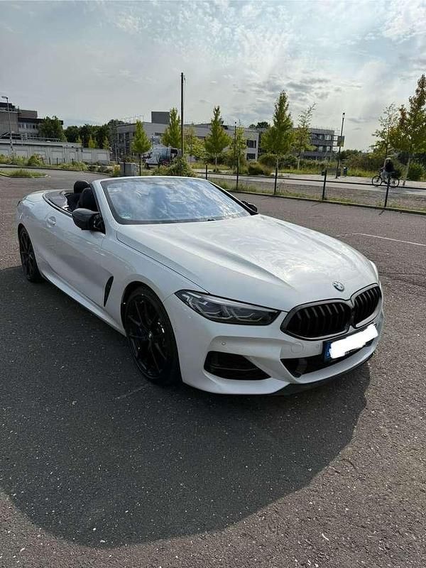 Weiß Gebraucht 2019 BMW M850 Shadowline Coupé | 55.999 € (Etwas zu teuer) - Bild 1/4