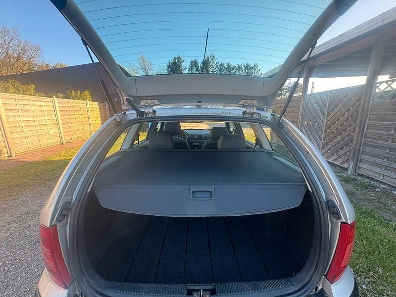Usata Skoda Octavia 115 CV (84 kW) 2002 Argento Station wagon