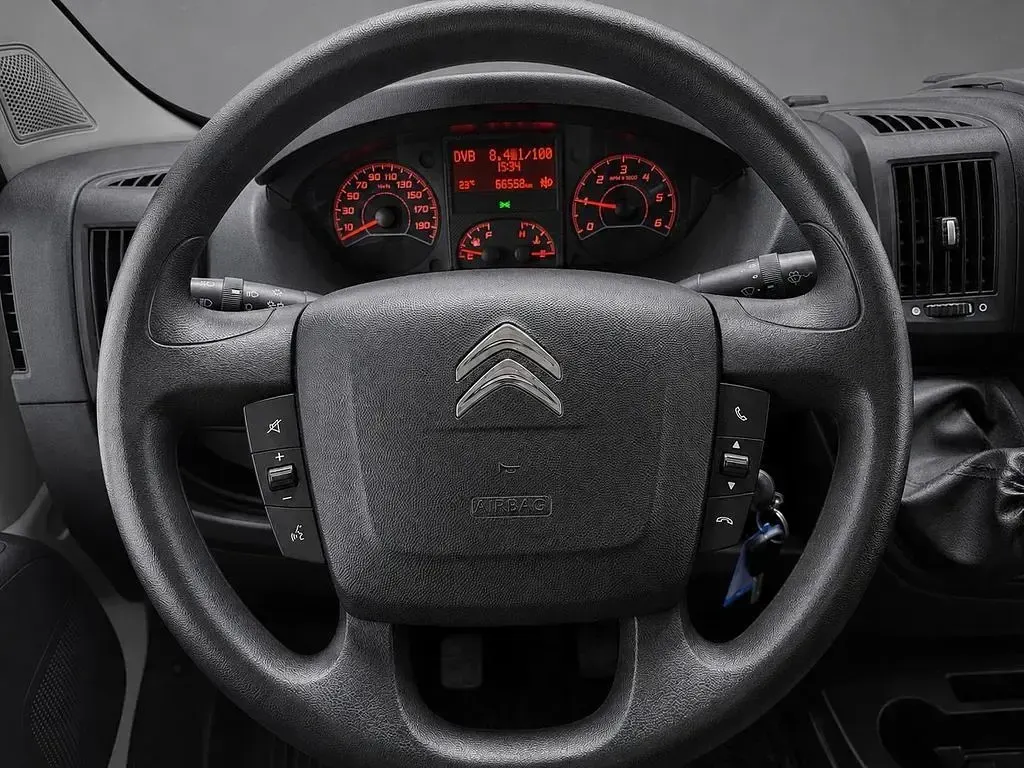 Gebraucht Citroën Jumper Start 120 PS (88 kW) 2021 Weiß Van / Kleinbus
