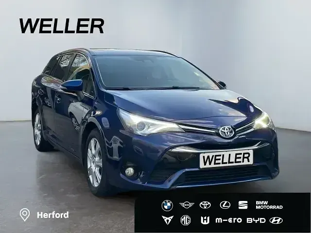 Gebraucht Toyota Avensis Edition-S 143 PS (105 kW) 2017 Blau Kombi