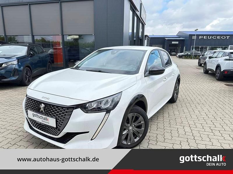 Weiß Gebraucht 2022 Peugeot e-208 Active Kleinwagen | 14.990 € (Fairer Preis) - Bild 1/4