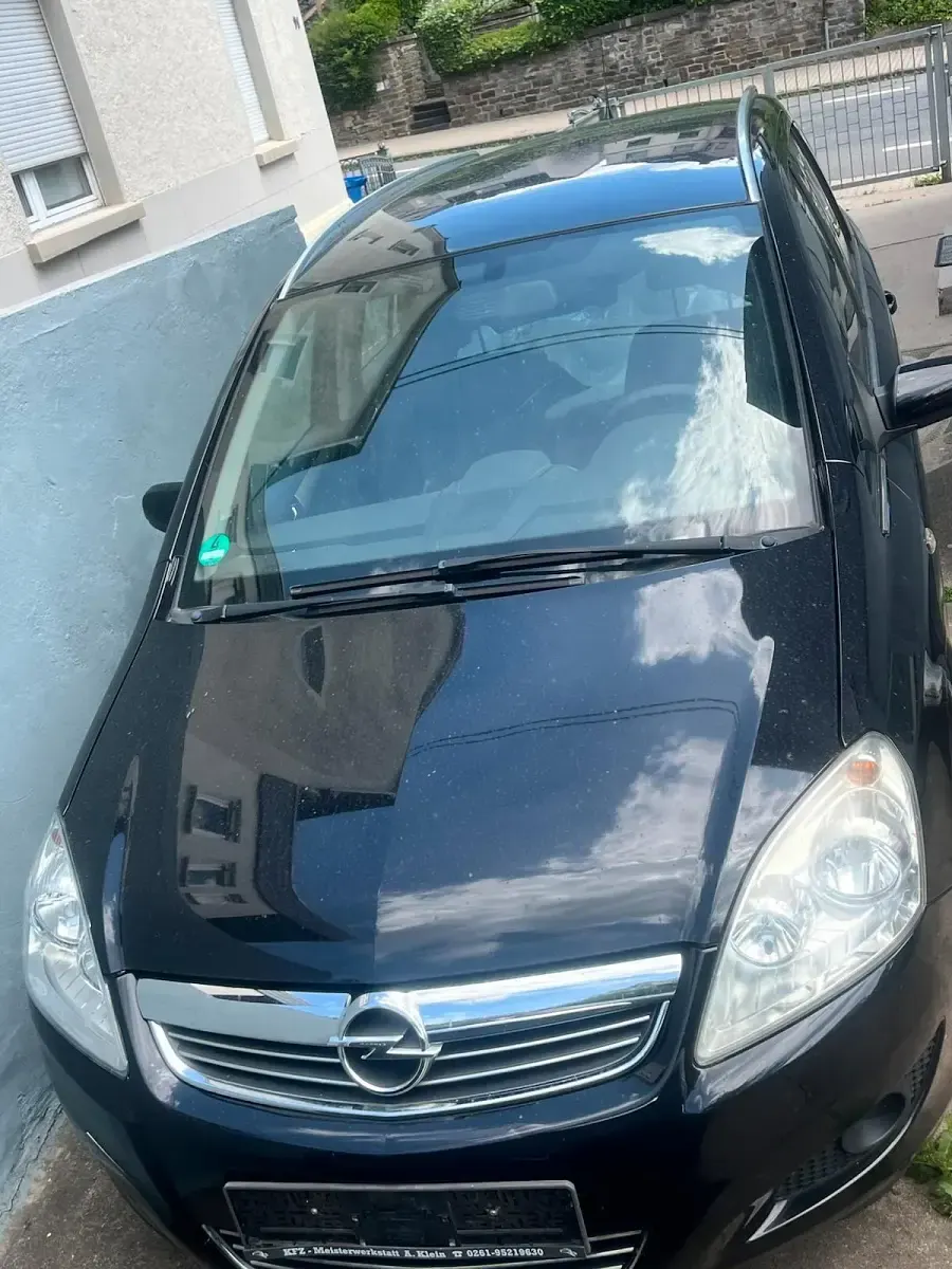 Gebraucht Opel Zafira 116 PS (85 kW) 2008 Schwarz Van / Kleinbus