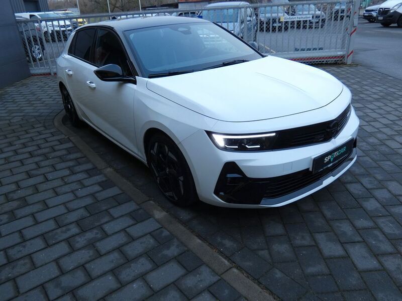 Gebraucht Opel Astra GSe 224 PS (164 kW) 2023 Weiß Kleinwagen