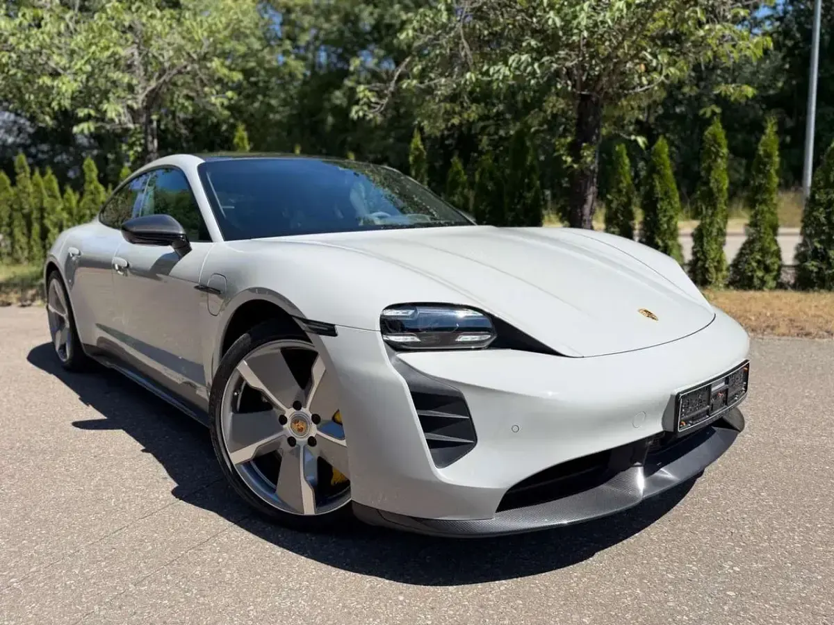 Gebraucht Porsche Taycan Turbo S 559 kW (761 PS) 2021 Grau Limousine