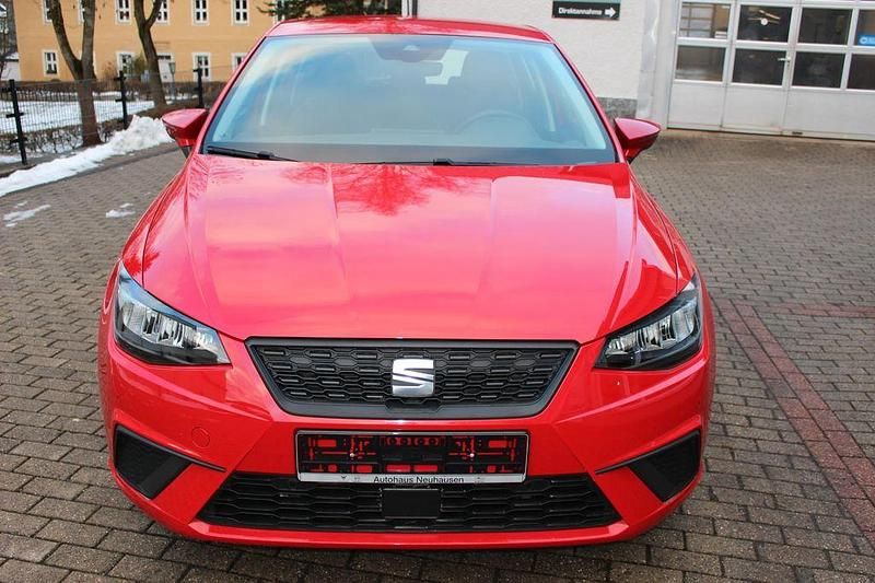 Rot Gebraucht 2023 Seat Ibiza Style Limousine | 17.290 € (Fairer Preis) - Bild 1/4