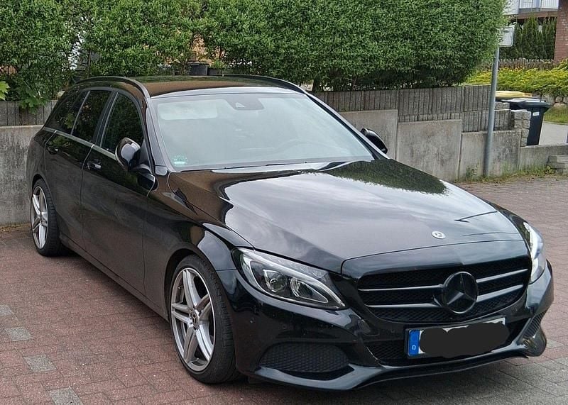 Schwarz Gebraucht 2019 Mercedes C200 Kombi | 16.500 € (Superpreis) - Bild 1/4