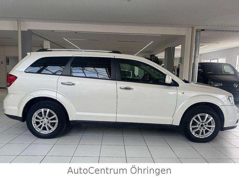 Gebraucht Fiat Freemont Lounge 170 PS (125 kW) 2013 Weiß SUV