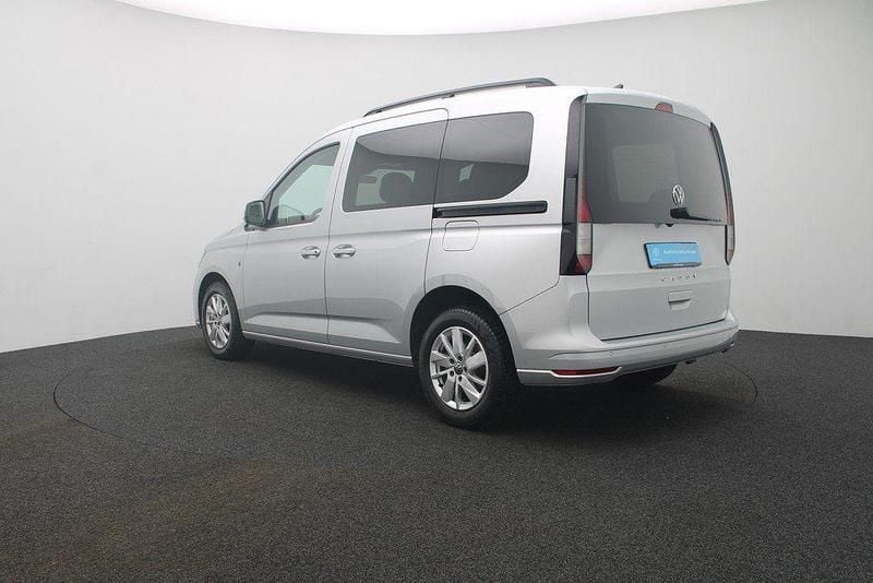 Gebraucht VW Caddy Life 102 PS (75 kW) 2024 Silber Van / Kleinbus