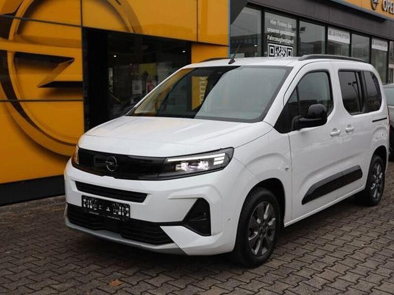 Gebraucht Opel Combo Life 131 PS (96 kW) 2024 Weiß Van / Kleinbus