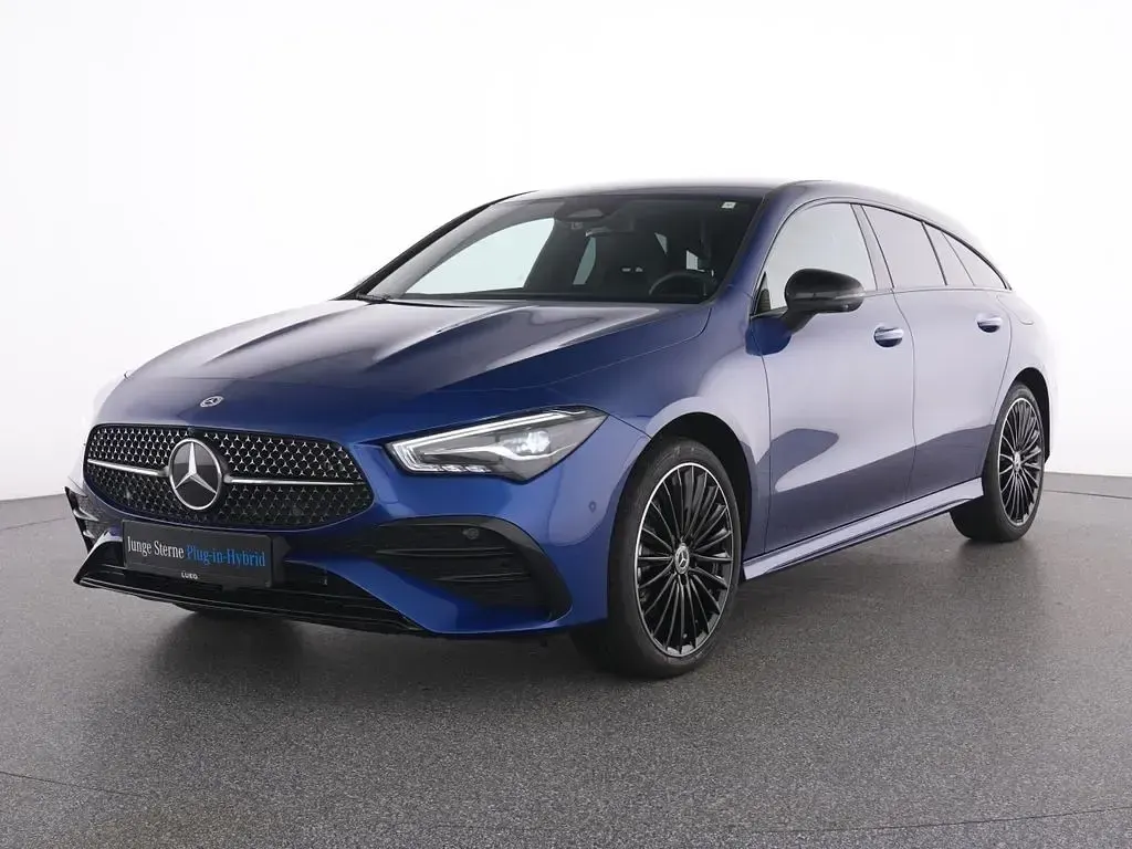 Gebraucht Mercedes CLA250e AMG 218 PS (160 kW) 2025 Blau Coupé