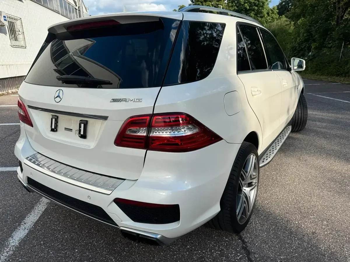 Gebraucht Mercedes ML500 408 PS (300 kW) 2013 Weiß SUV
