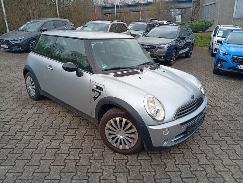 Silber Gebraucht 2006 Mini ONE Seven Kleinwagen | 2.200 € (Guter Preis) - Bild 1/4