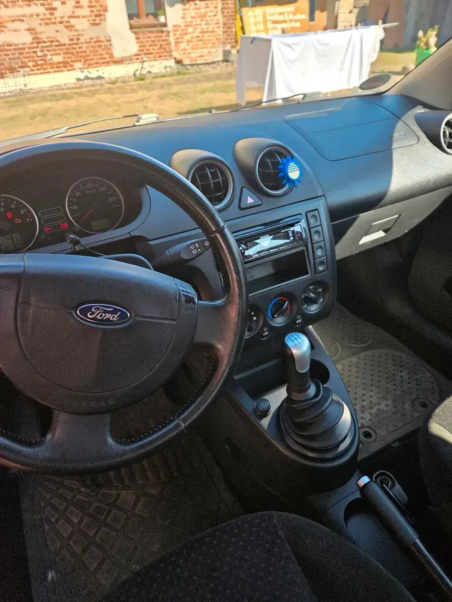 Gebraucht Ford Fiesta 100 PS (73 kW) 2005 Blau Kleinwagen