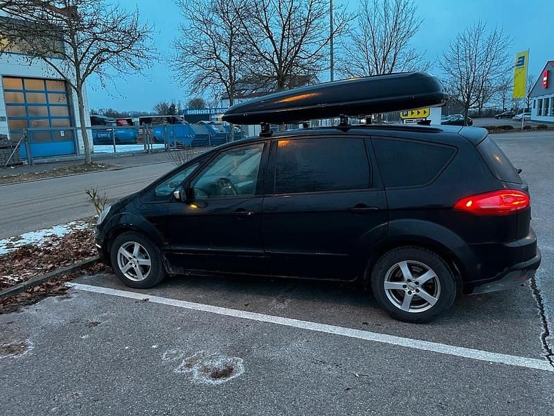 Gebraucht Ford S-MAX S 140 PS (102 kW) 2014 Schwarz Van / Kleinbus