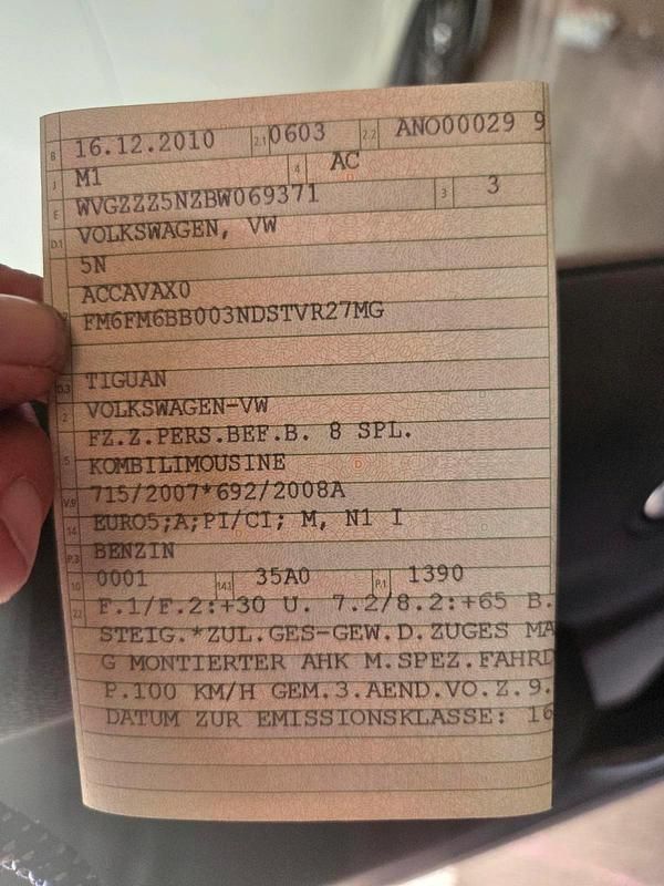 Gebraucht VW Tiguan 160 PS (117 kW) 2010 Schwarz SUV