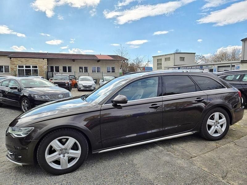 Gebraucht Audi A6 Allroad Ambiente 218 PS (160 kW) 2015 Braun Kombi