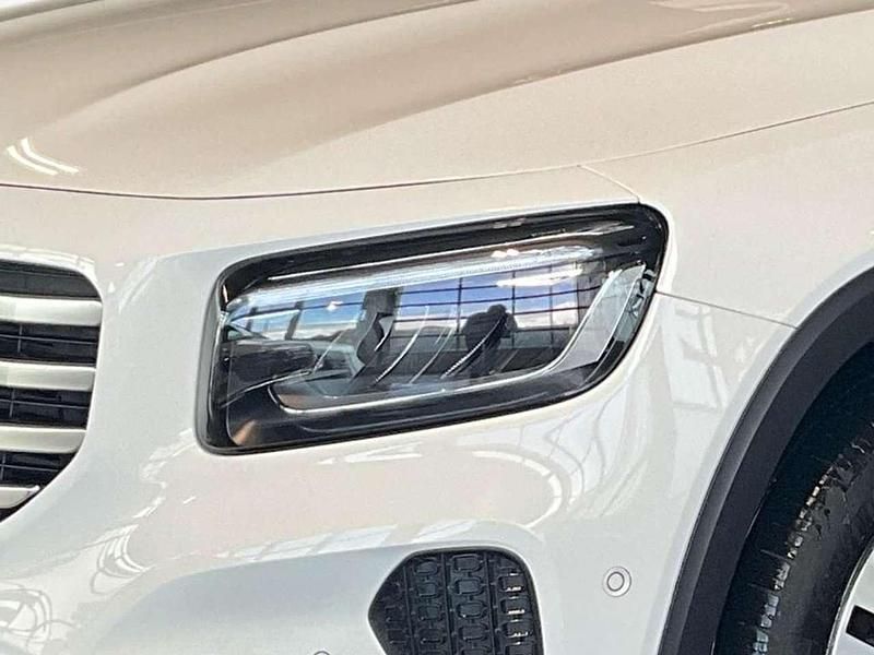Gebraucht Mercedes GLB220 190 PS (139 kW) 2024 Weiß SUV