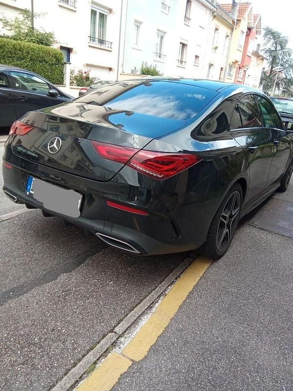Schwarz Gebraucht 2020 Mercedes CLA180 Limousine | 18.700 € (Superpreis) - Bild 1/4