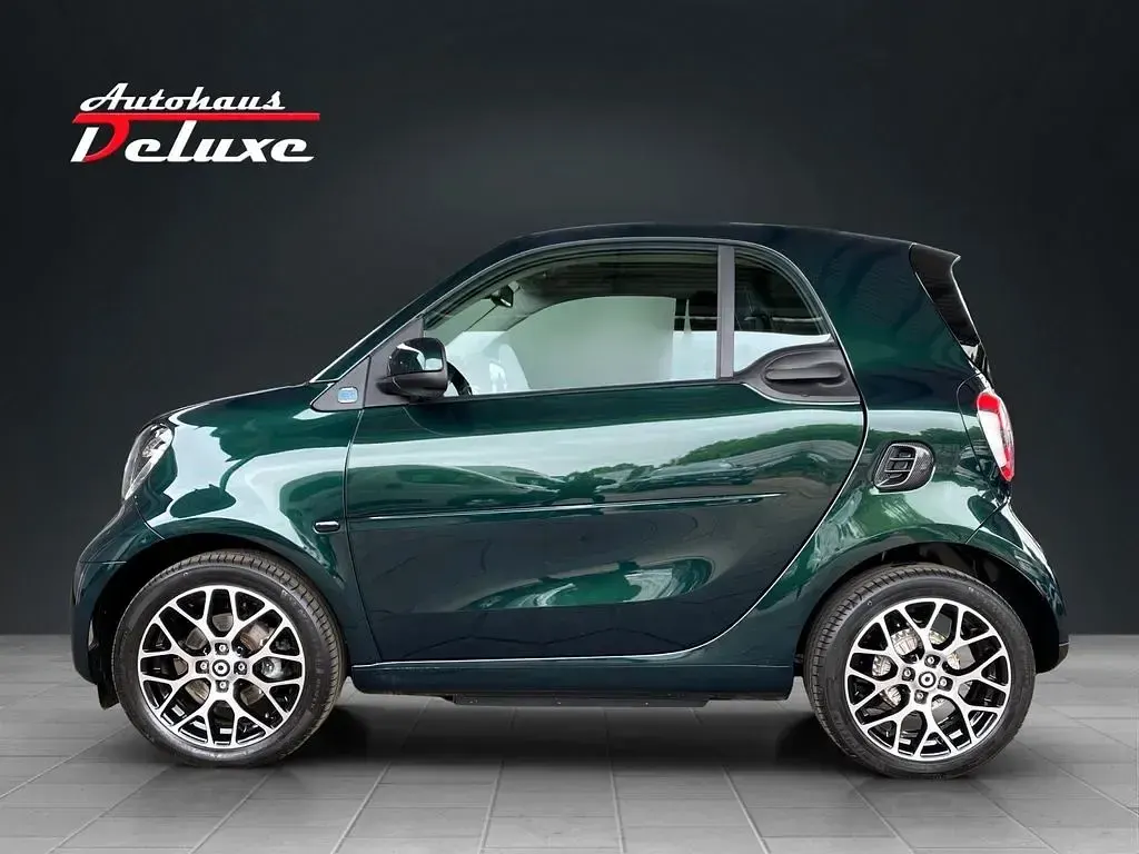 Gebraucht Smart ForTwo Electric Drive 60 kW (82 PS) 2021 Grün Coupé