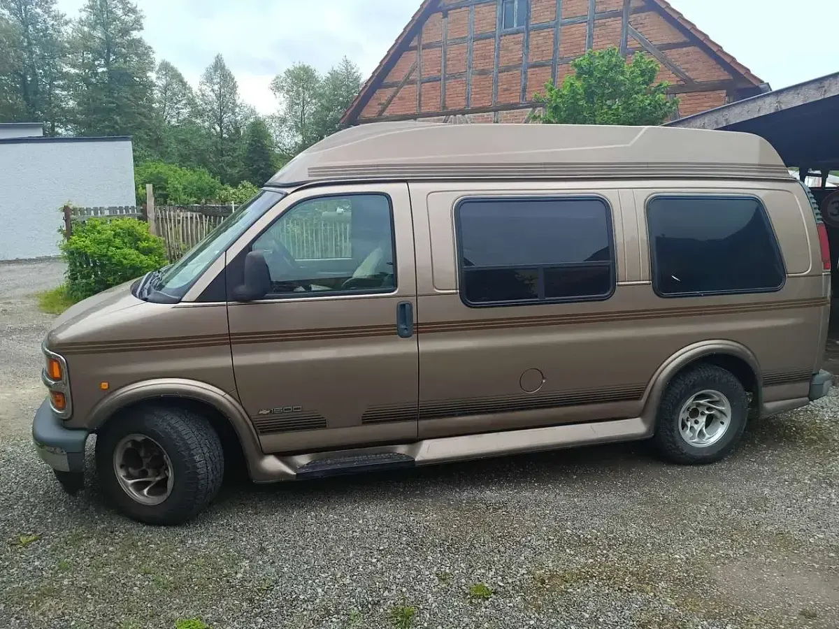 Gebraucht Chevrolet Express 250 PS (183 kW) 2000 Braun Van / Kleinbus
