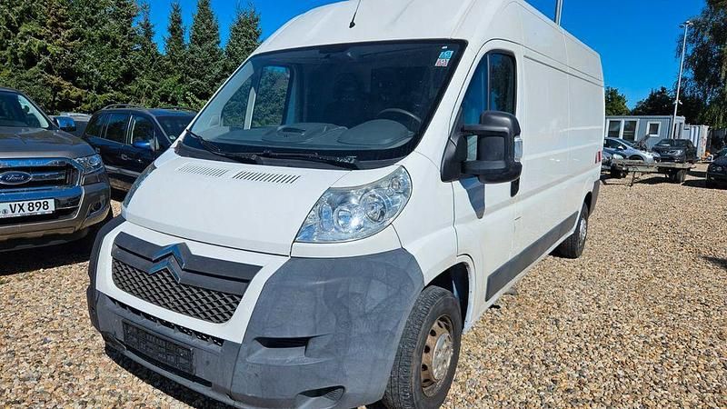 Weiß Gebraucht 2010 Citroën Jumper Van / Kleinbus | 5.590 € - Bild 1/4