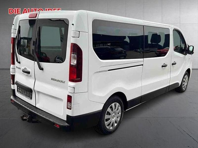 Gebraucht Renault Trafic 121 PS (88 kW) 2019 Weiß Van / Kleinbus