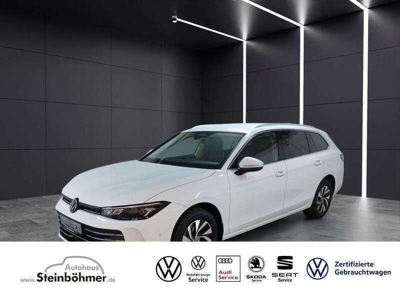Pure white (weiß) Neu 2025 VW Passat Business Kombi | 40.995 € (Superpreis) - Bild 1/4