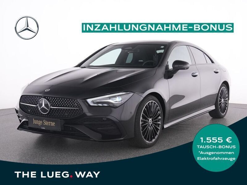 Schwarz metalliclack kosmossch Gebraucht 2024 Mercedes CLA200 AMG Coupé | 38.885 € (Fairer Preis) - Bild 1/4