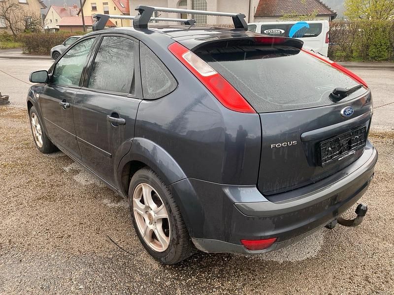 Gebraucht Ford Focus 2007 Grau Limousine