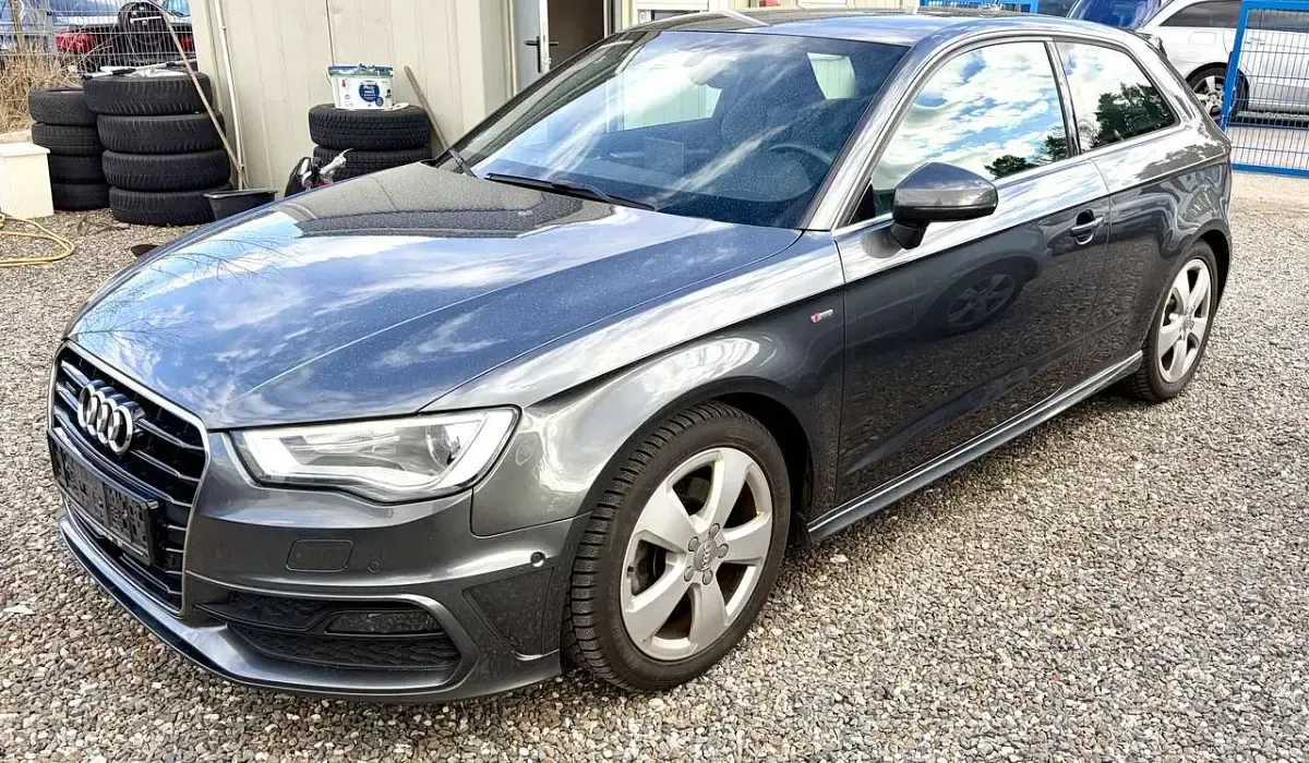 Second-hand Audi A3 S-Line 184 CP (135 kW) 2015 Gri Hatchback