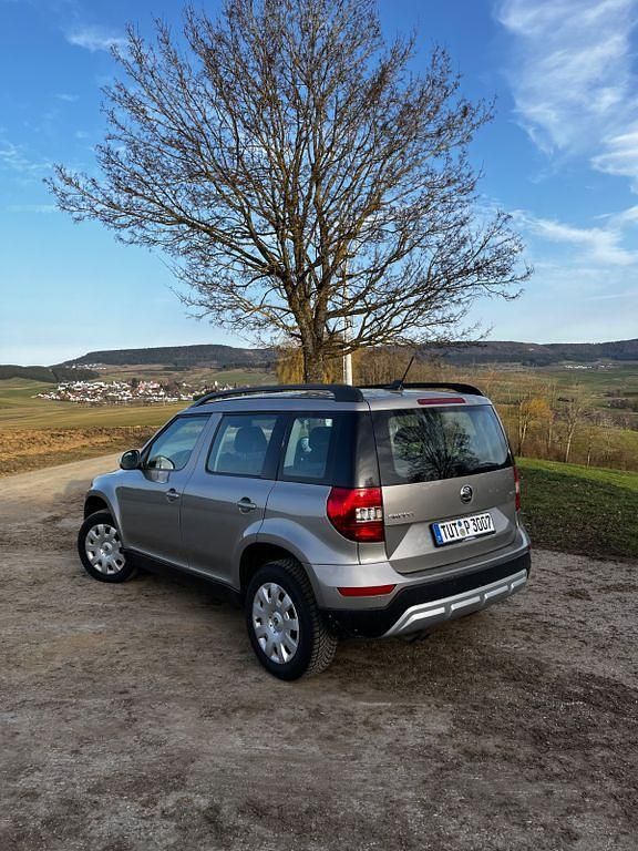 Gebraucht Skoda Yeti 105 PS (77 kW) 2015 SUV