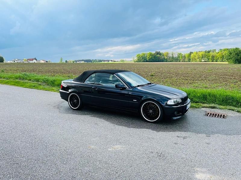 Gebraucht BMW 330 Cabriolet Sport Line 231 PS (169 kW) 2001 Schwarz Cabrio